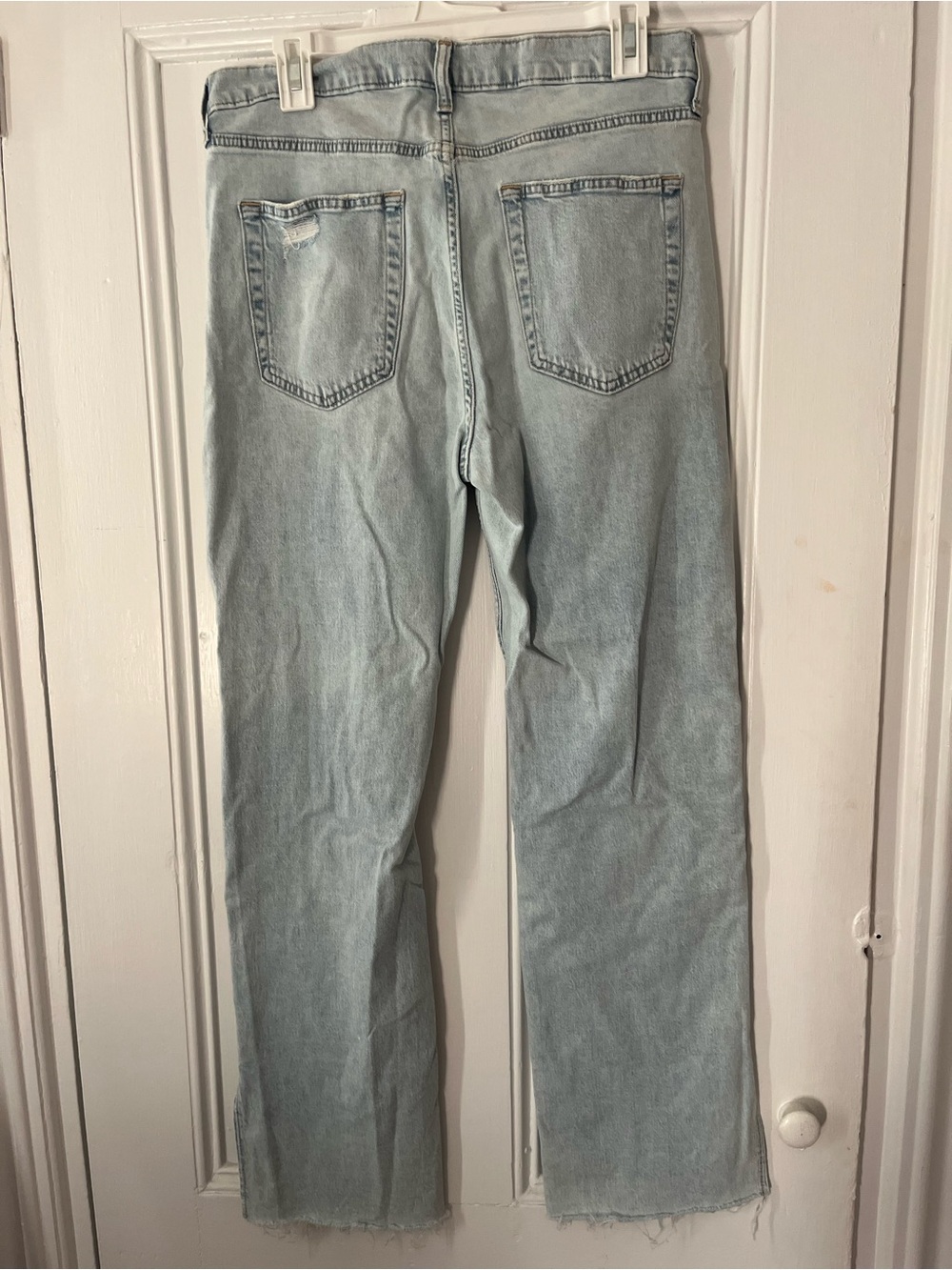 GAP 90s Loose Mid Rise Light Wash Distressed Denim with Leg slits
